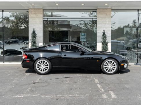 Used 2002 Aston Martin Vanquish image 45
