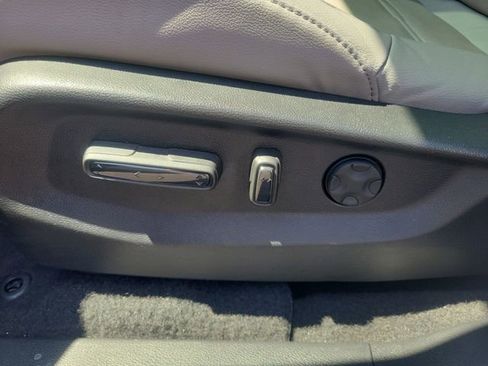 Used 2022 Honda CR-V Touring image 40