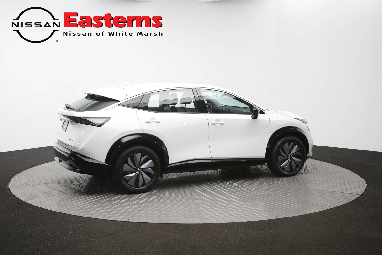 Used 2024 Nissan Ariya FWD image 48