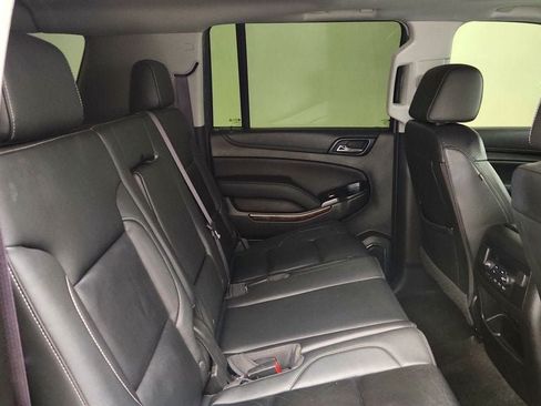 Used 2017 Chevrolet Suburban LT w/ LT Signature Package AWD/4WD image 25