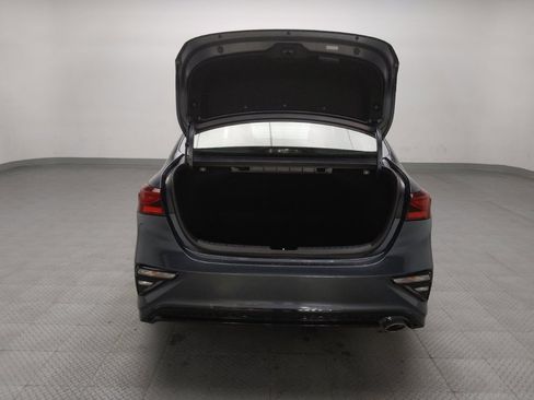 Used 2020 Kia Forte LXS image 29