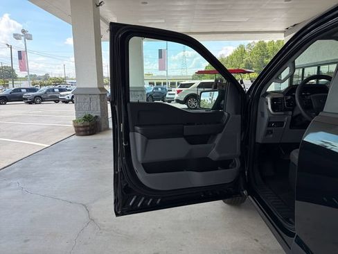 Used 2021 Ford F150 XLT AWD/4WD image 22