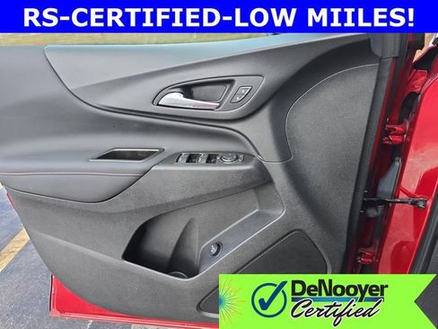Used 2023 Chevrolet Equinox RS image 26