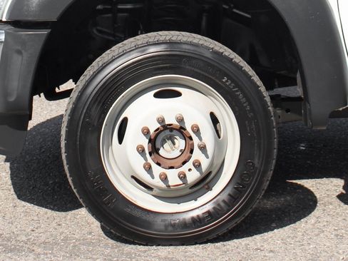 Used 2015 Ford F550 4x4 Crew Cab Super Duty image 38