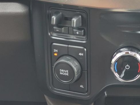 New 2026 Ford F350 King Ranch w/ FX4 Off-Road Package AWD/4WD image 19