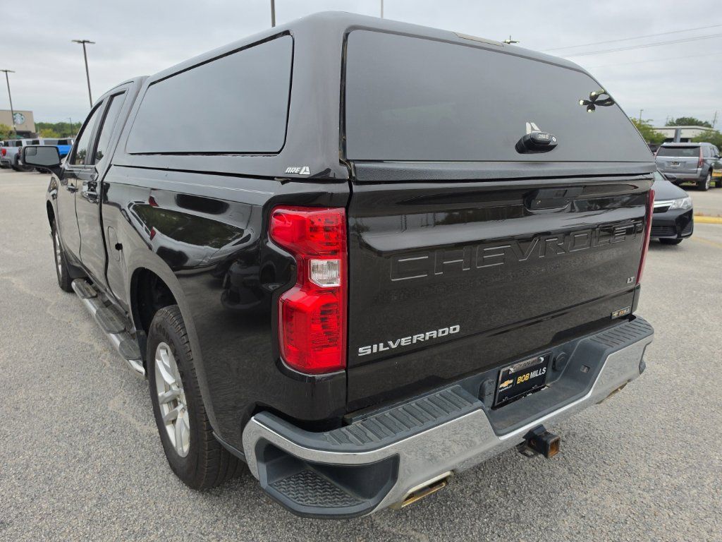 Used 2019 Chevrolet Silverado 1500 LT w/ All-Star Edition AWD/4WD image 3