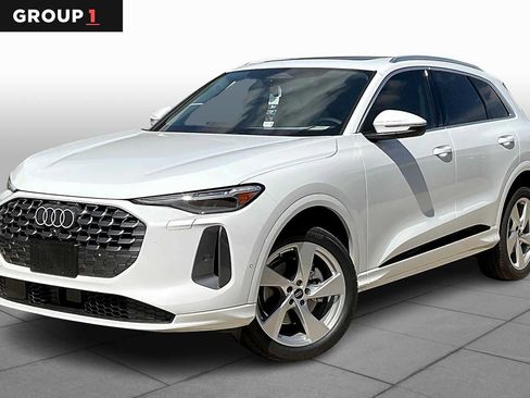 New 2025 Audi Q5 Premium Plus image 1