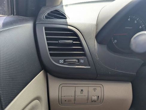 Used 2016 Hyundai Accent SE FWD image 9