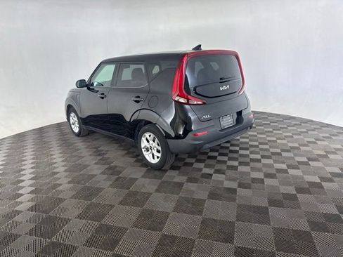 Used 2022 Kia Soul LX w/ Technology Package FWD image 7