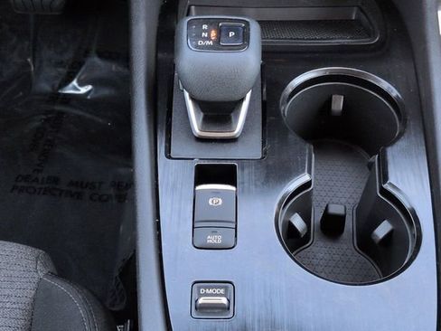 Used 2021 Nissan Rogue S FWD image 19