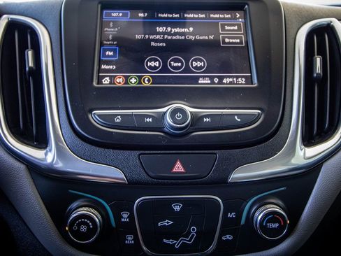 Used 2019 Chevrolet Equinox LS image 5