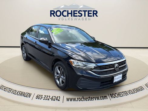 Used 2023 Volkswagen Jetta SE FWD image 8