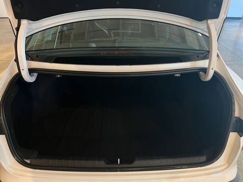 Used 2025 Kia K4 LXS image 31