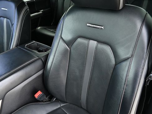 Used 2019 Ford F150 Platinum image 11