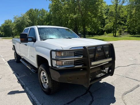 Used 2016 Chevrolet Silverado 2500 W/T w/ WT Convenience Package AWD/4WD image 3