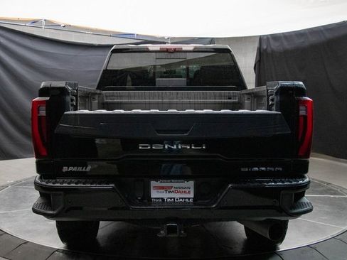 Used 2024 GMC Sierra 2500 Denali w/ Denali Reserve Package image 13