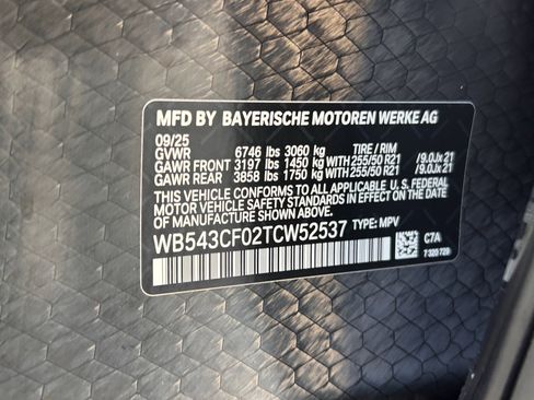 Used 2026 BMW iX xDrive45 image 32