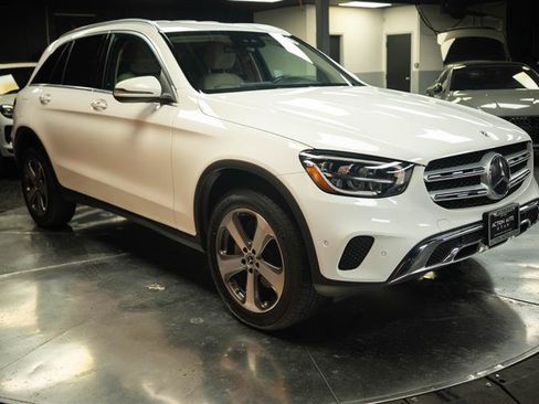 Used 2022 Mercedes-Benz GLC 300 4MATIC image 5