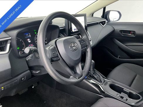 Used 2023 Toyota Corolla LE image 18