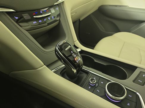 Certified 2020 Cadillac XT5 Premium Luxury image 24