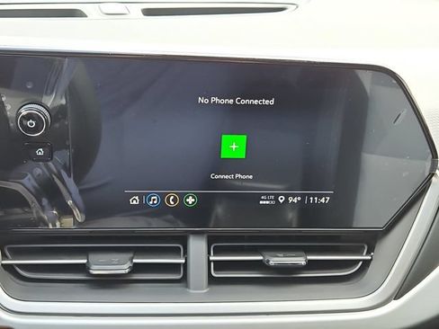 New 2026 Chevrolet Trax LS w/ LS Convenience Package FWD image 49