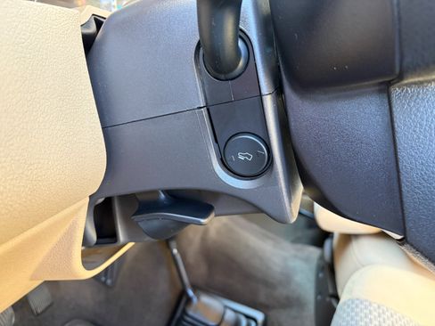 Used 2016 Ford F250 XLT w/ XLT Value Package image 14