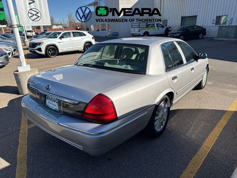 Used 2010 Mercury Grand Marquis LS image 4