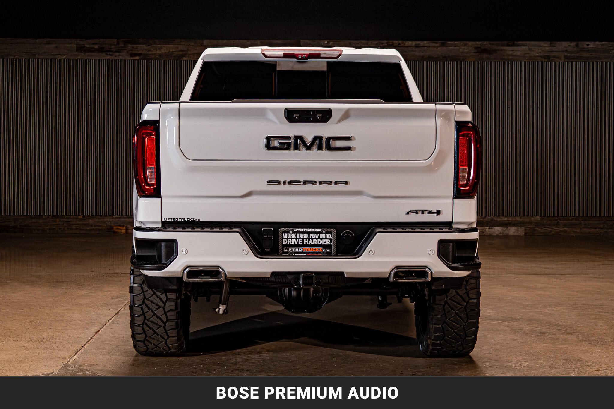 Used 2024 GMC Sierra 1500 AT4 w/ Technology Package AWD/4WD image 8
