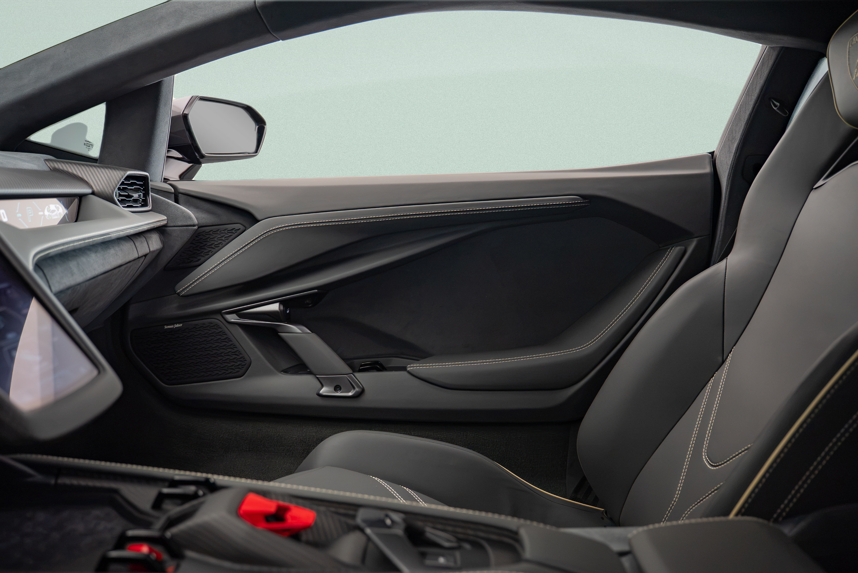 Used 2026 Lamborghini Revuelto AWD/4WD image 18