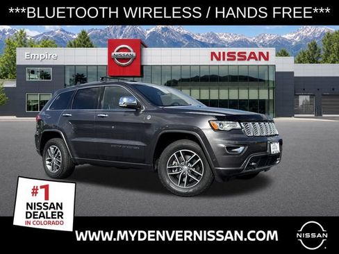 Used 2018 Jeep Grand Cherokee Overland AWD/4WD image 1