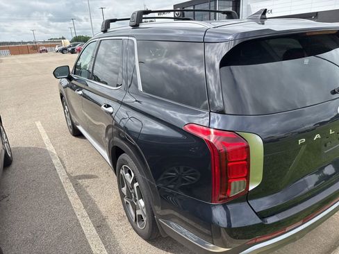Used 2023 Hyundai Palisade Limited AWD/4WD image 5