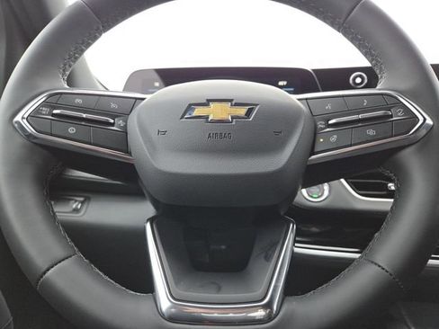 New 2026 Chevrolet Equinox LT w/ LPO, Floor Liner Package image 32