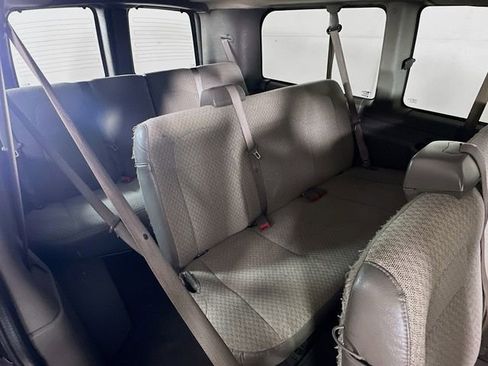 Used 2017 Chevrolet Express 2500 LT w/ LT Preferred Equipment Group image 24