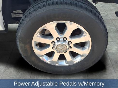 Used 2020 RAM 2500 Laramie image 12