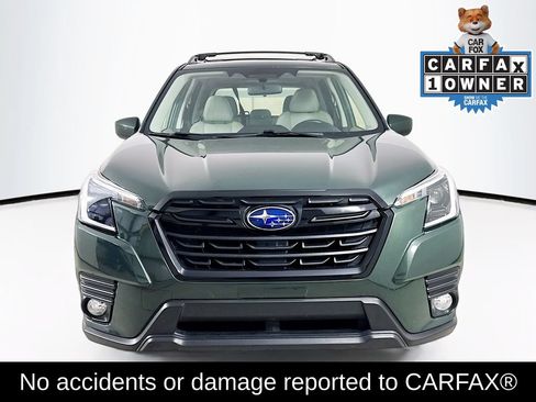Used 2022 Subaru Forester Premium AWD/4WD image 2