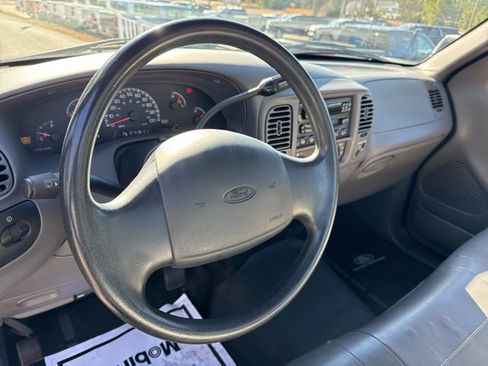 Used 2001 Ford F150 2WD Regular Cab image 23