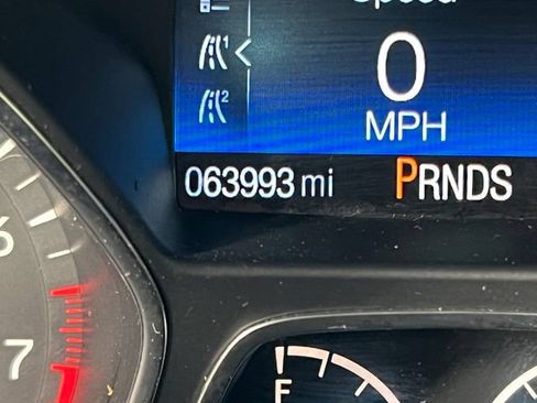 Used 2019 Ford Escape SE FWD image 17