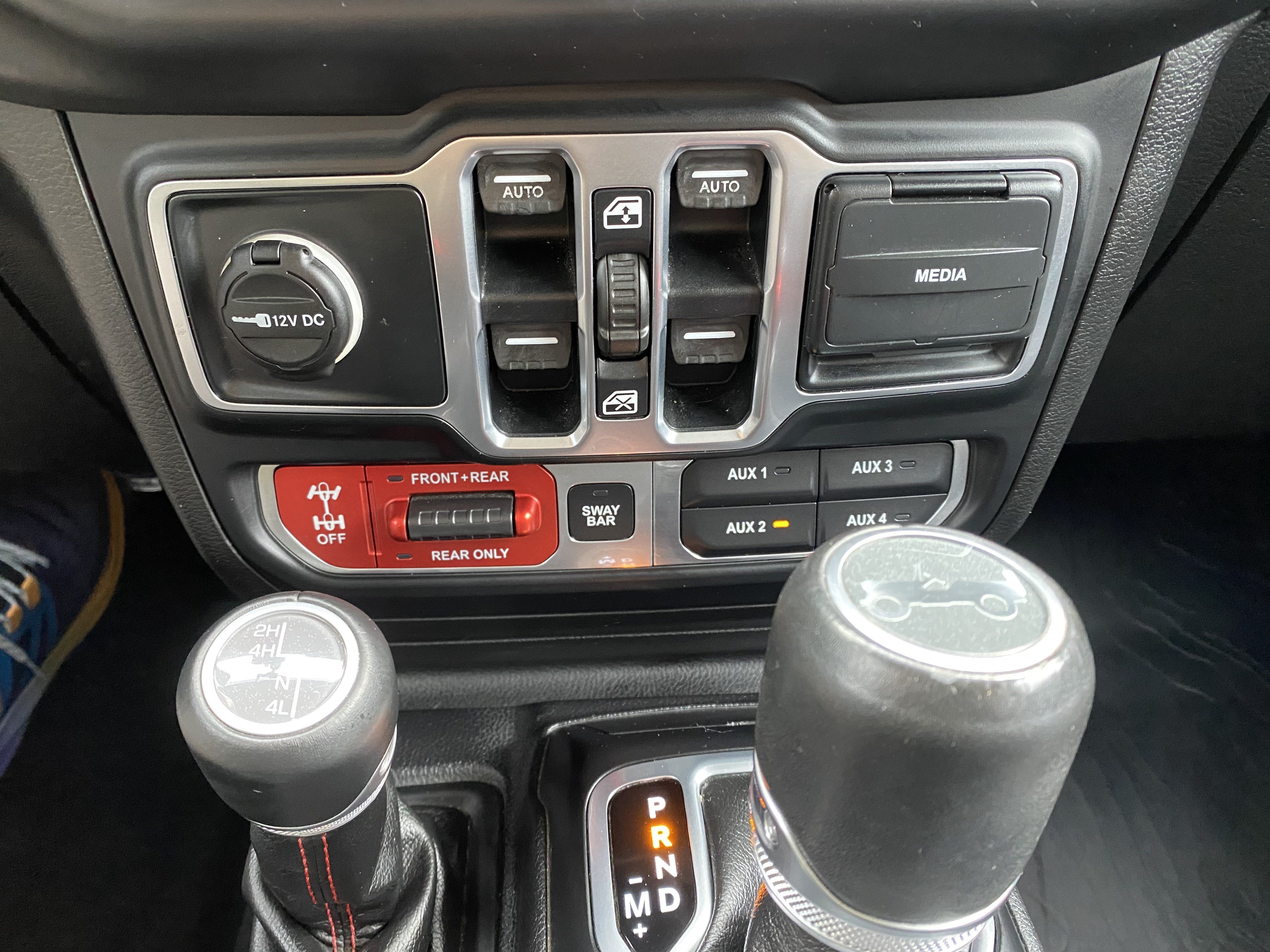 Used 2018 Jeep Wrangler Unlimited Rubicon AWD/4WD image 29