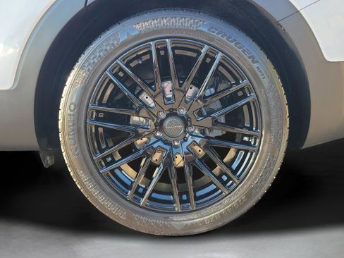 Used 2022 Kia Telluride EX w/ EX Premium Package image 6