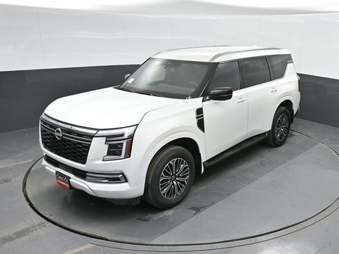 New 2025 Nissan Armada SL w/ Captain's Chari Seat Package image 52