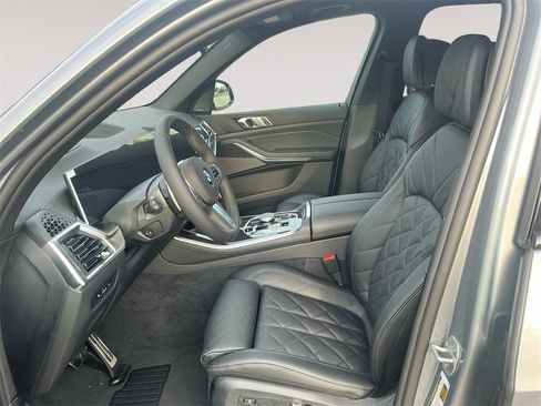 New 2026 BMW X5 xDrive40i w/ M Sport Package image 9