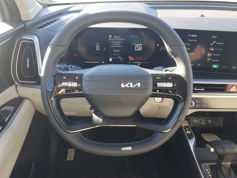 New 2026 Kia Sorento EX FWD image 11