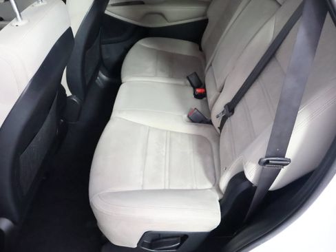 Used 2017 Kia Sorento AWD w/ LX Convenience Package image 40