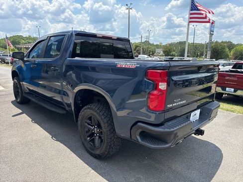 Used 2021 Chevrolet Silverado 1500 LT Trail Boss w/ Convenience Package II AWD/4WD image 4