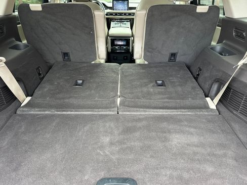 Used 2023 Lincoln Aviator Reserve w/ Elements Package Plus image 19