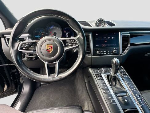 Used 2018 Porsche Macan S AWD/4WD image 12