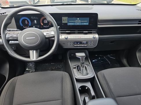 Used 2024 Hyundai Kona SEL FWD image 7