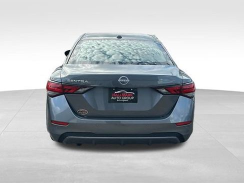 New 2025 Nissan Sentra SV image 6