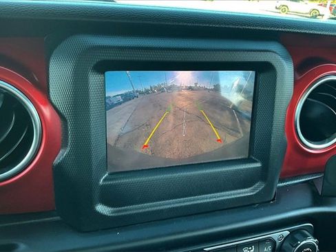 Used 2021 Jeep Wrangler Unlimited Rubicon image 14