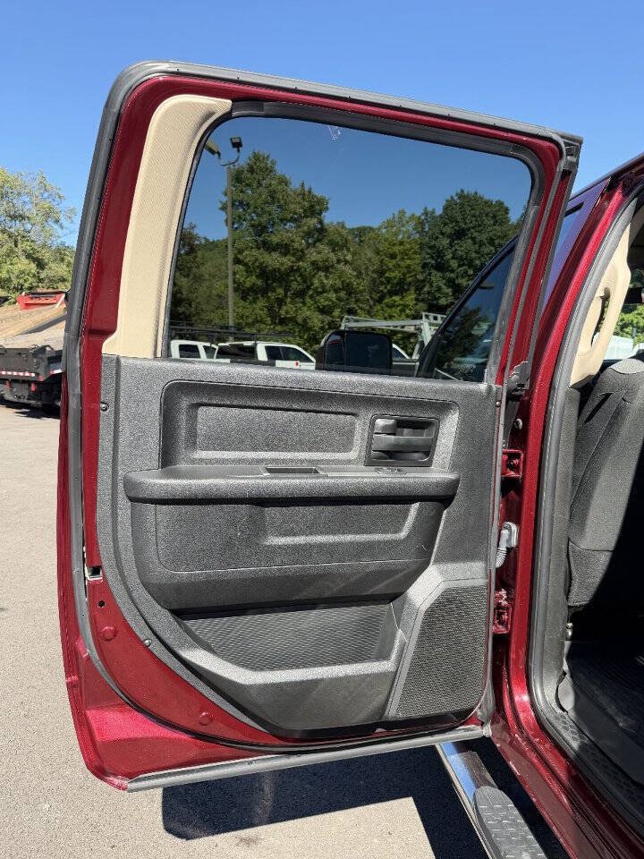 Used 2020 RAM 3500 Tradesman AWD/4WD image 31